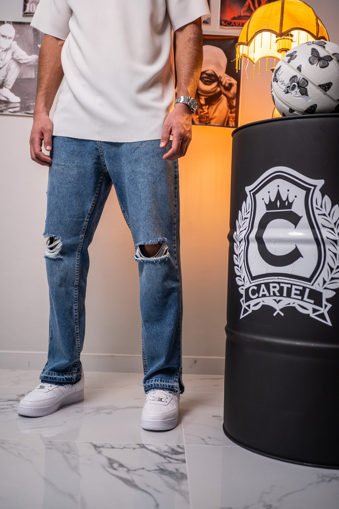 Blue Ripped - Loose Jeans