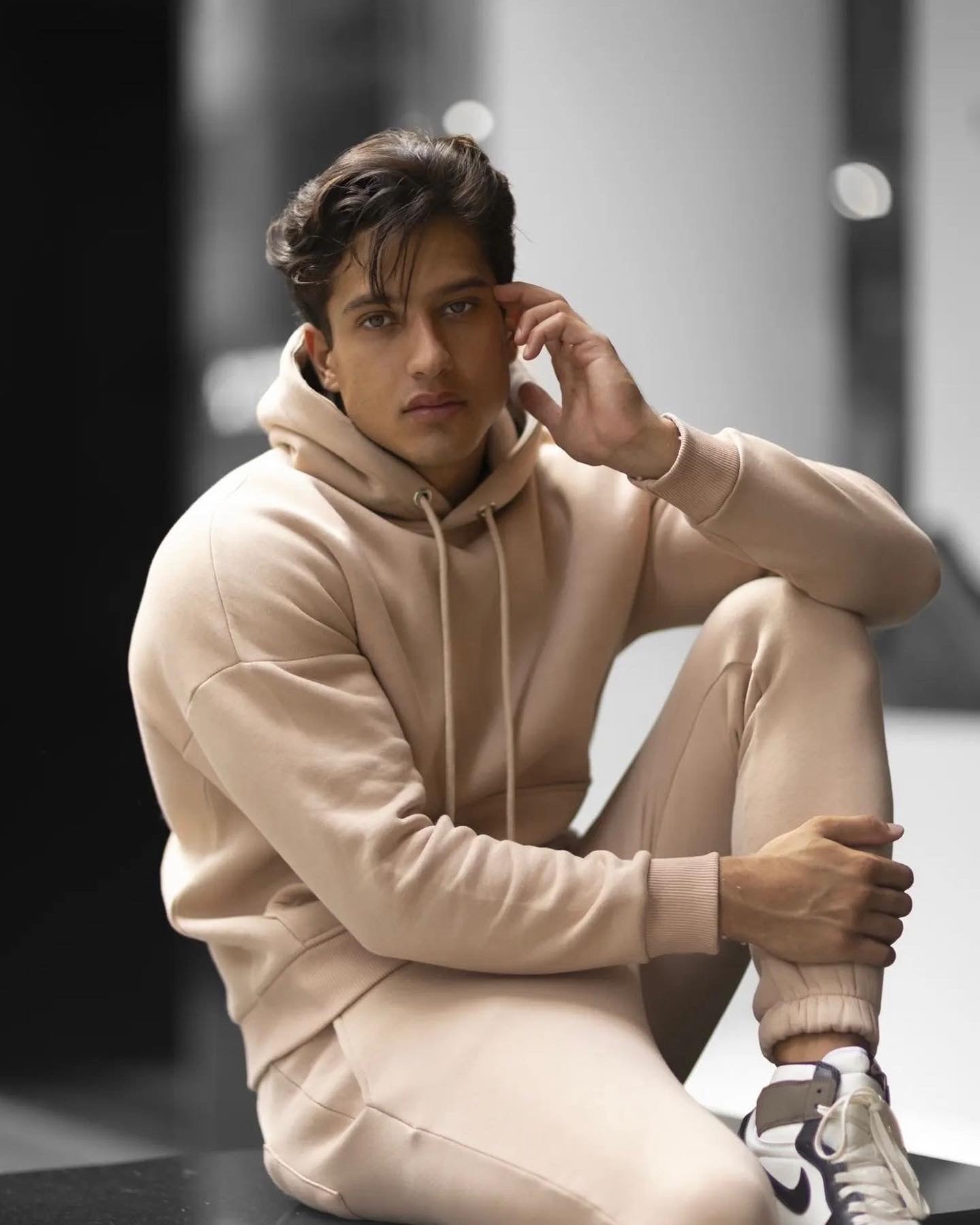 Cartel Beige - Hoodie