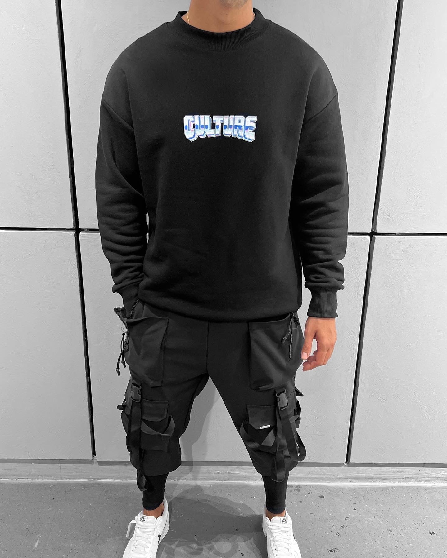 Butterfly Black - Long Sleeve